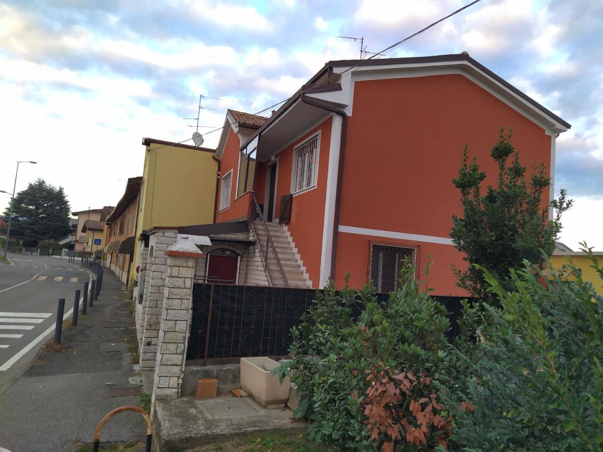 Villa Home Castegnato ภายนอก รูปภาพ