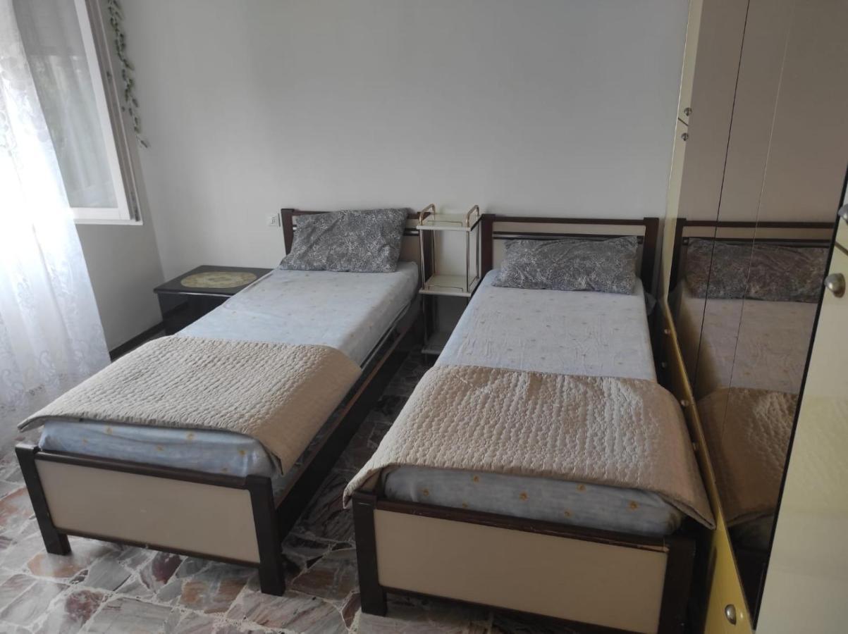 Villa Home Castegnato ภายนอก รูปภาพ